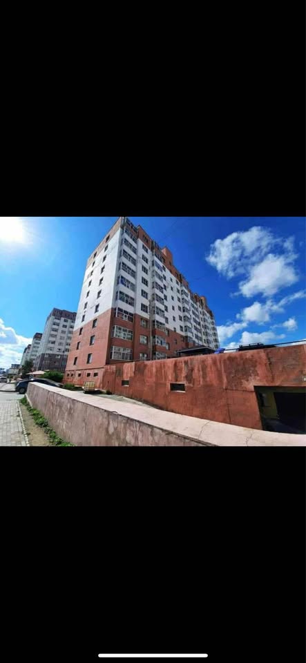 зд, Цагдаагийн академийн хойно байрлалтай, 2016 онд ашиглалтанд орсон Харуул Алтай хотхонд 10/5 давх