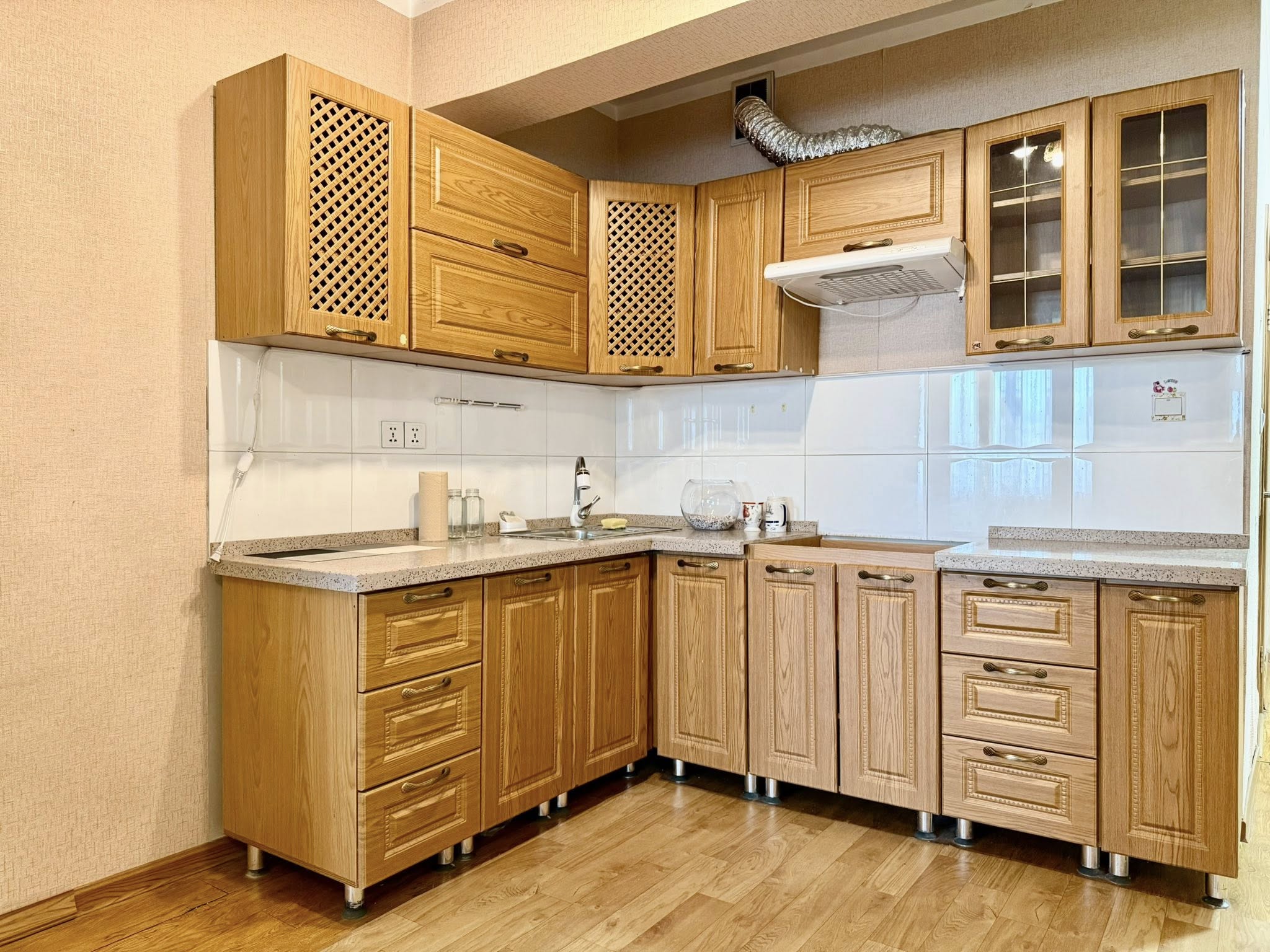 “10-Р ХОРООЛОЛД ХАГАС ТАВИЛГАТАЙ 2 ӨРӨӨ ОРОН СУУЦ ХӨЛСЛҮҮЛНЭ”