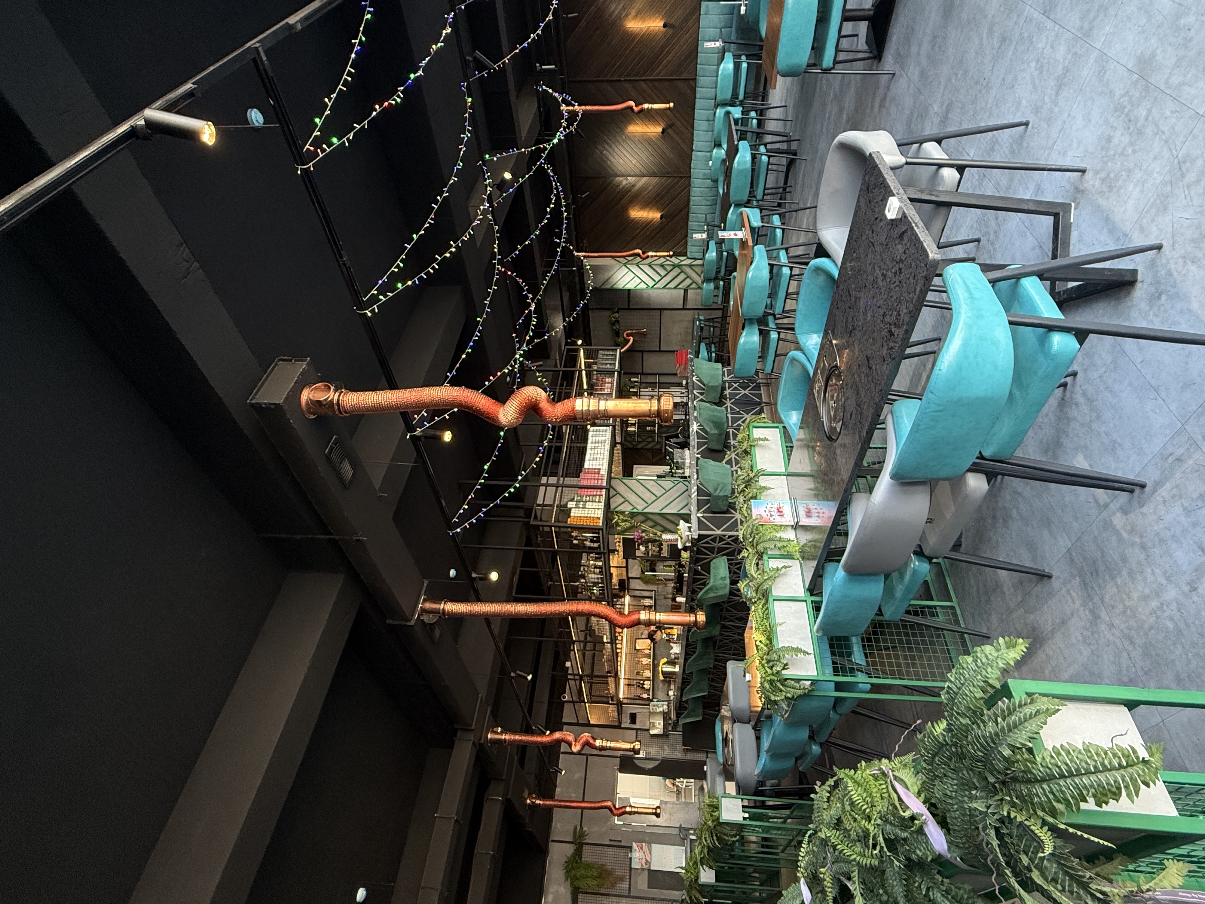 Яармагт байрлалтай солонгос хоолны ресторан лоунж зарна.