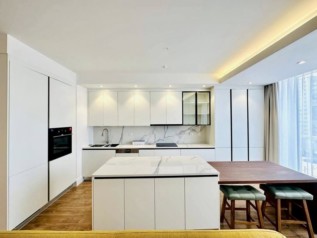 Encanto town хотхоны 3-р ээлжинд бүрэн тавилгатай 3 өрөө хөлслүүлнэ