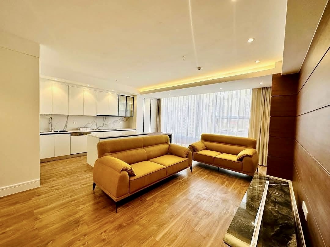 Encanto town хотхоны 3-р ээлжинд бүрэн тавилгатай 3 өрөө хөлслүүлнэ