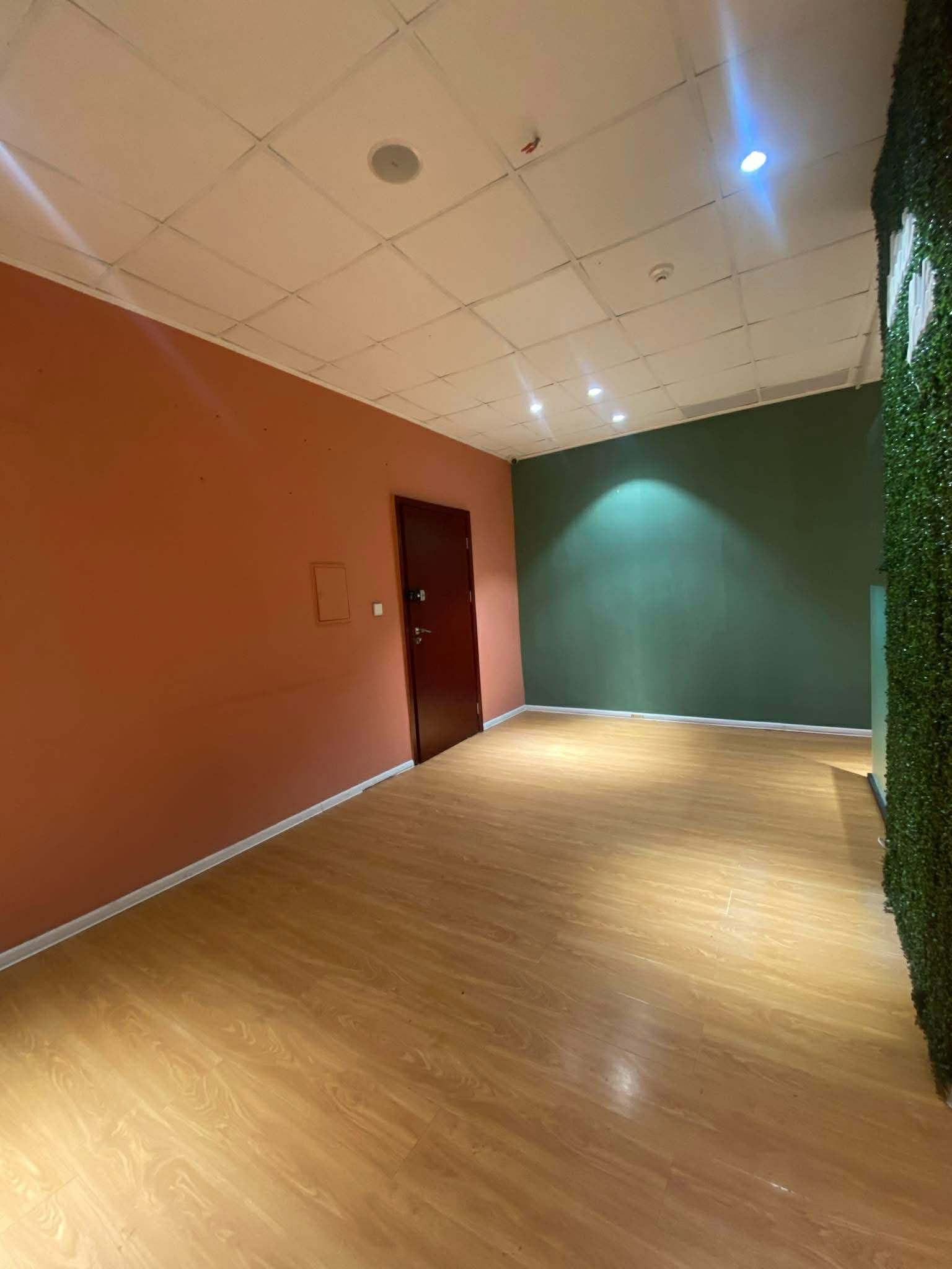 ХҮҮХДИЙН 100 СӨҮЛ ПЛАЗА-Д 80m2 ТАЛБАЙ ТҮРЭЭСЛҮҮЛНЭ 